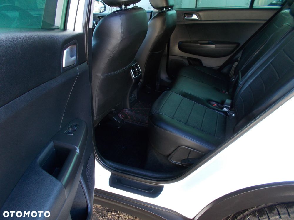 Kia Sportage - 11
