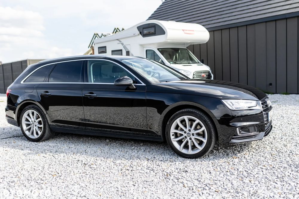 Audi A4 Avant 40 TDI quattro S tronic - 26
