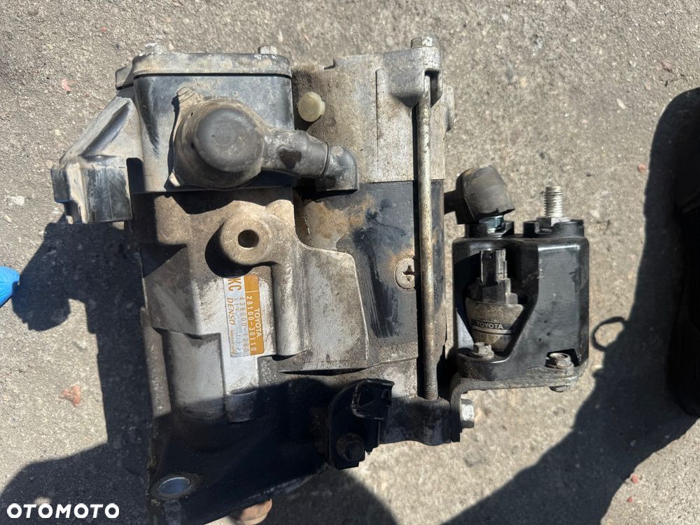 Toyota hilux 8 VIII Rozrusznik 2.4 2.8 28100-30110 438000-1280 Denso - 4