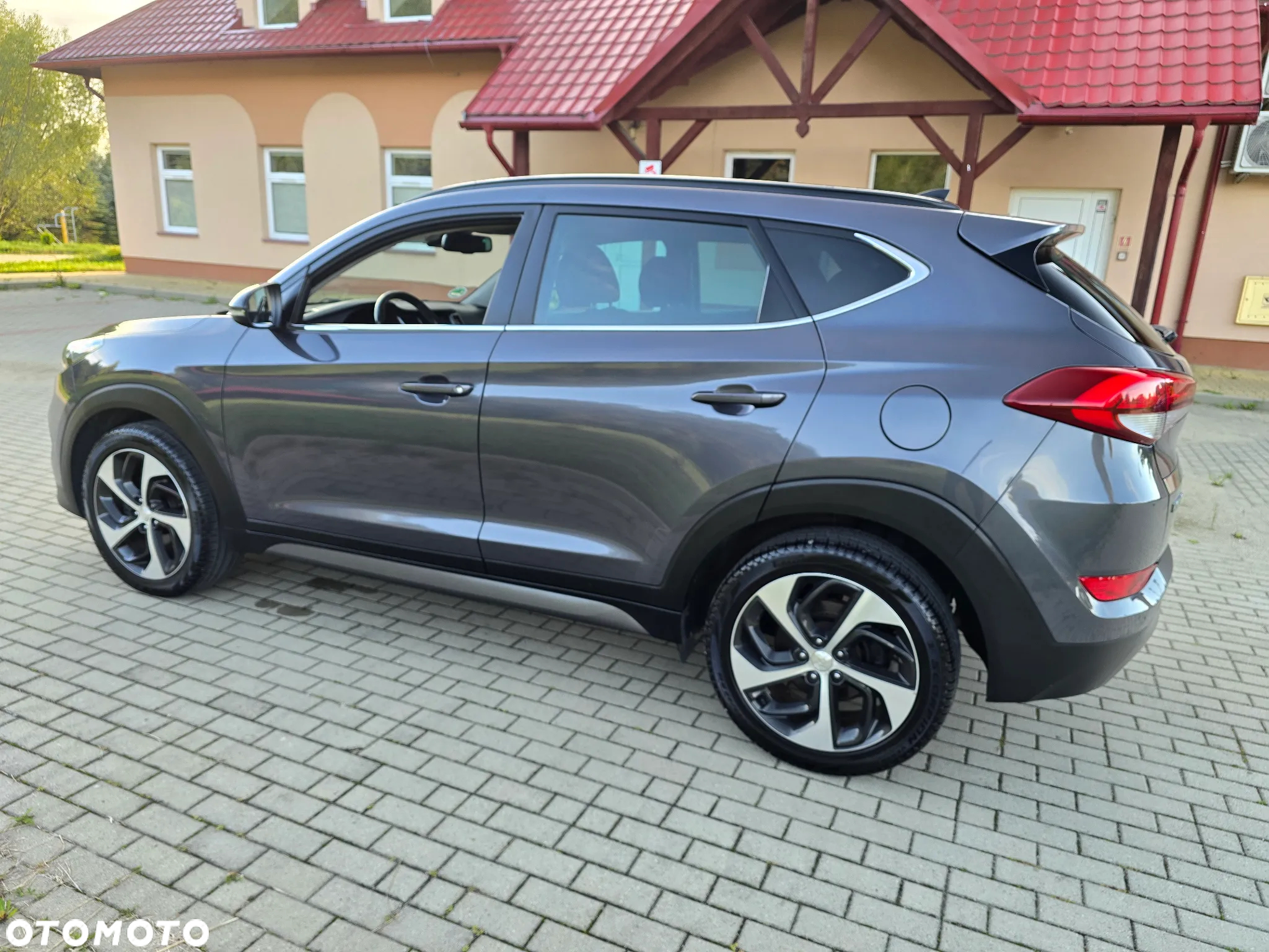 Hyundai Tucson 1.6 GDi 4WD Premium - 9