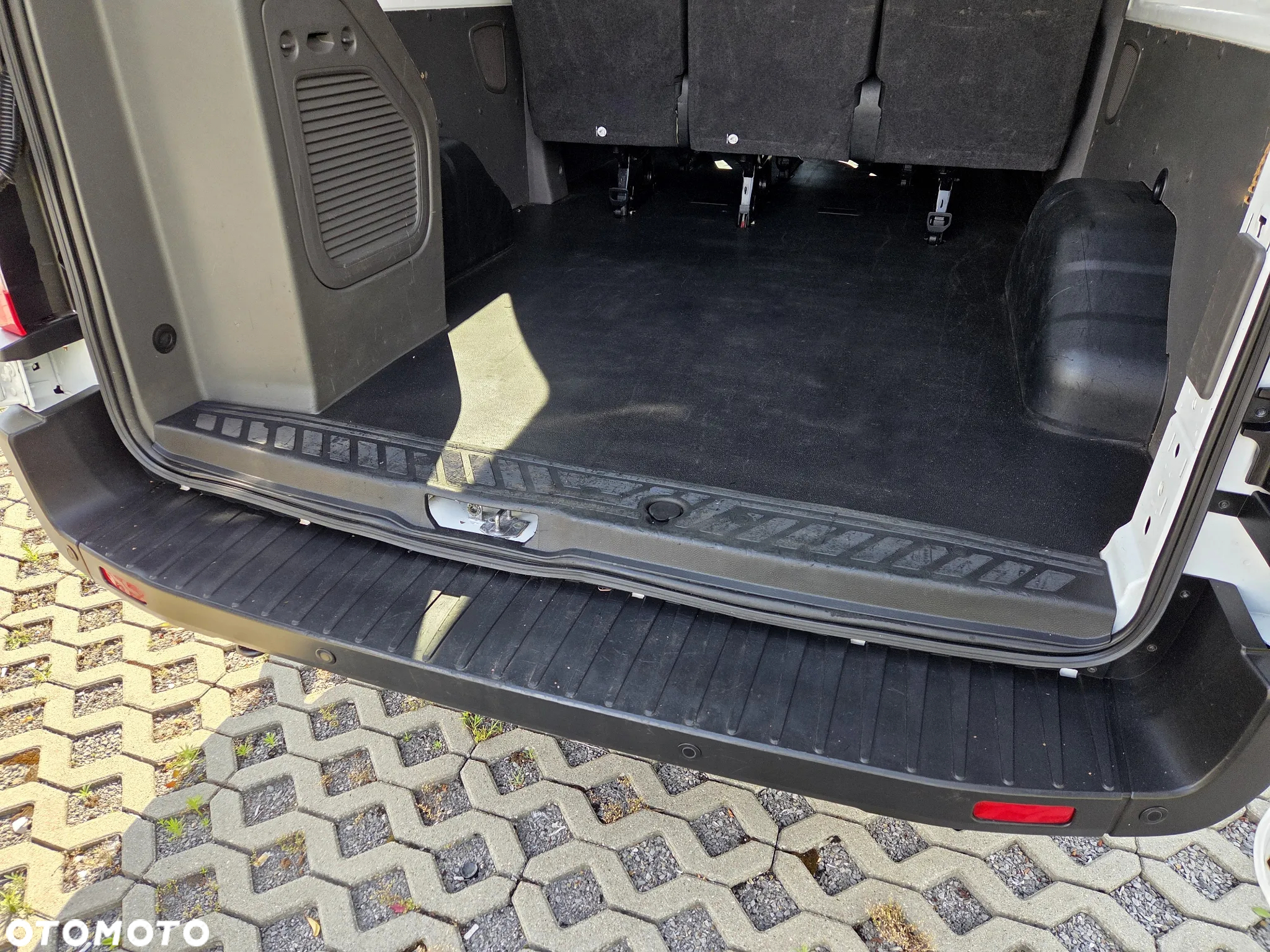 Ford Transit - 17