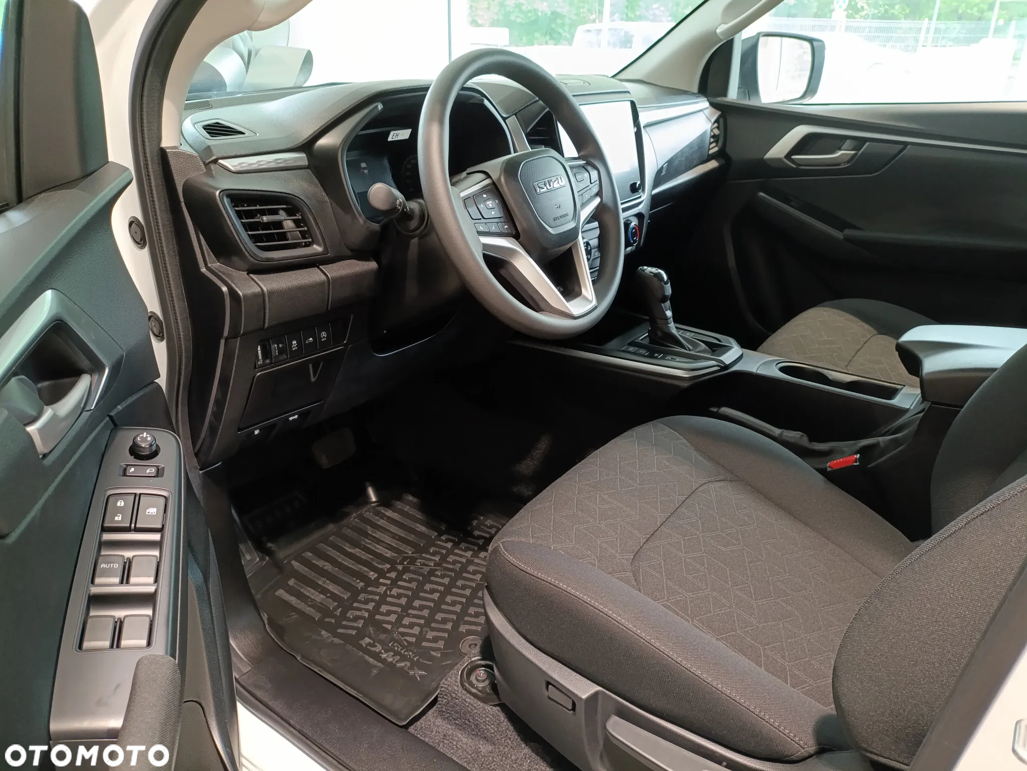 Isuzu D-Max 1.9 DC LS - 8