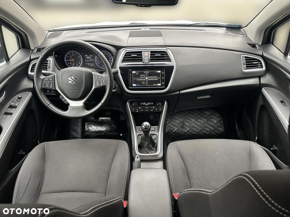 Suzuki SX4 S-Cross 1.0 T Premium - 14