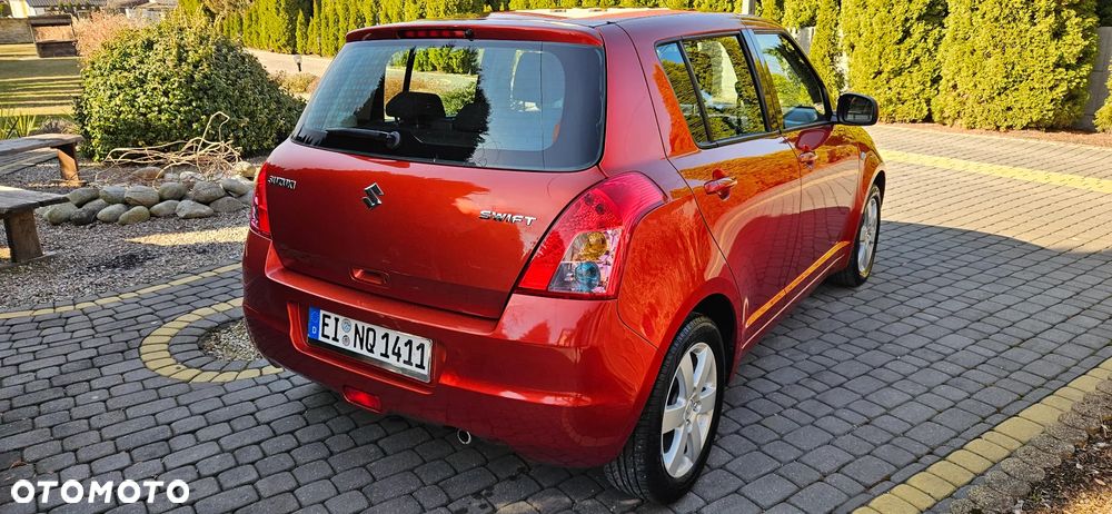 Suzuki Swift 1.3 Limited 25 - 4