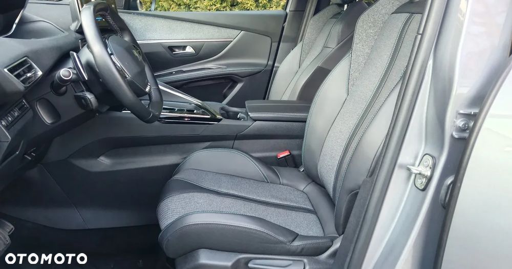 Peugeot 5008 - 27