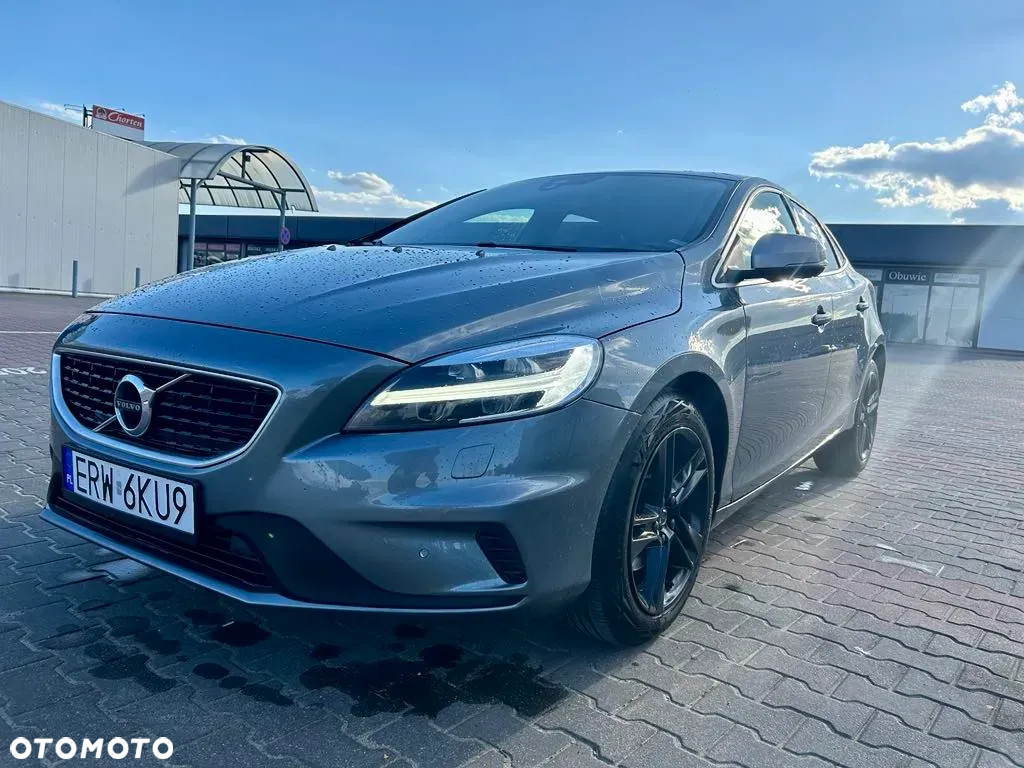 Volvo V40 T3 Drive-E R-Design Momentum - 8