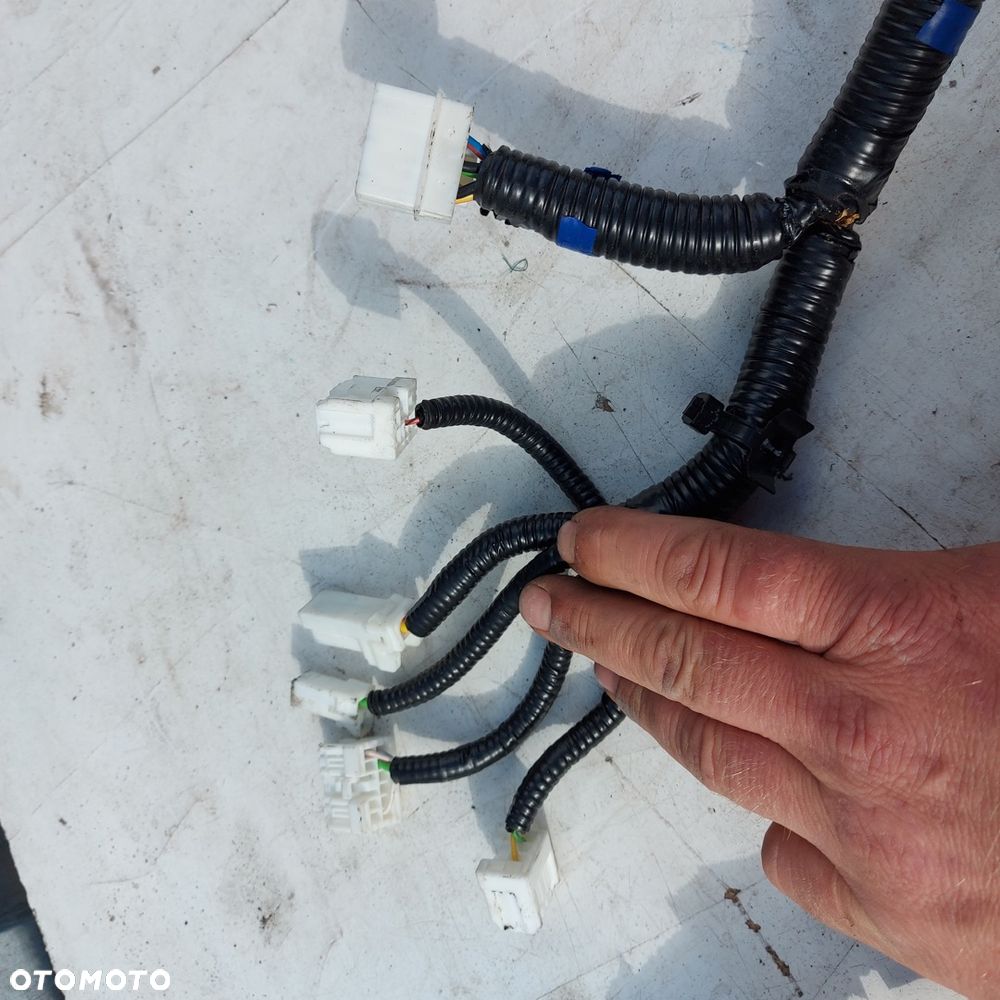 WIAZKA INSTALACJA ELEKTRYCZNA KOSTKA KABLE KOMPLET MERCEDES X W470 ORYGINAL DEMONTAZ - 10