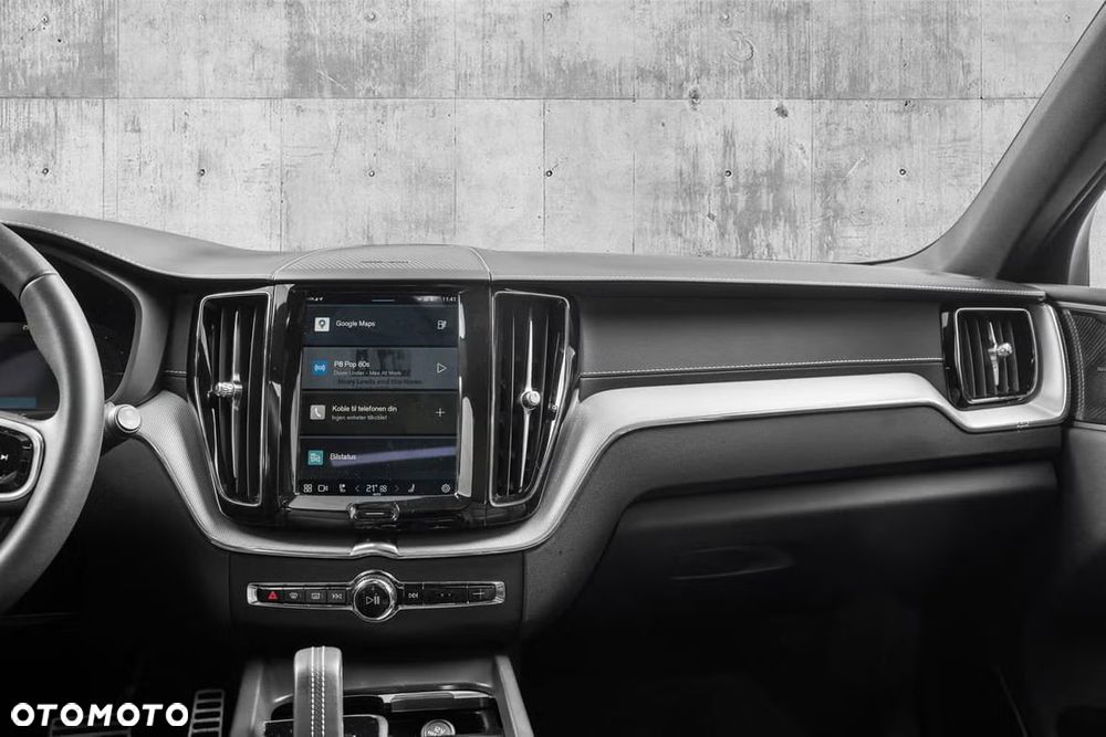 Volvo XC 60 T8 Plug-In Hybrid AWD R-Design - 7