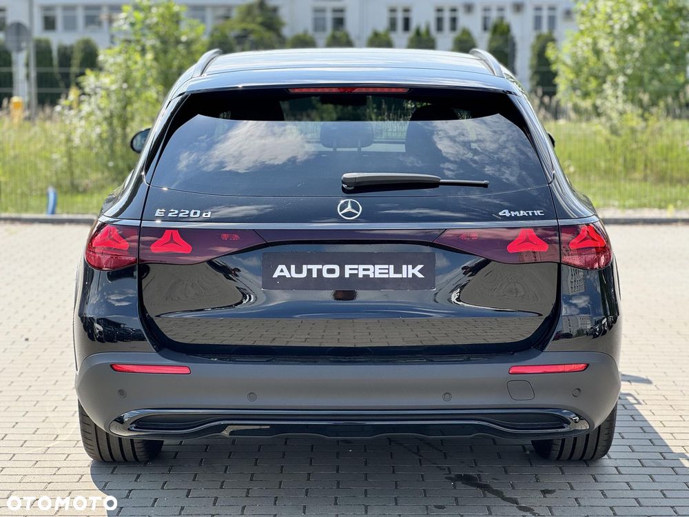 Mercedes-Benz Klasa E 220 d mHEV 4-Matic All-Terrain Avantgarde 9G-Tronic - 11