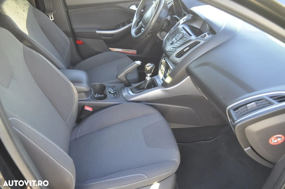 Ford Focus - 6
