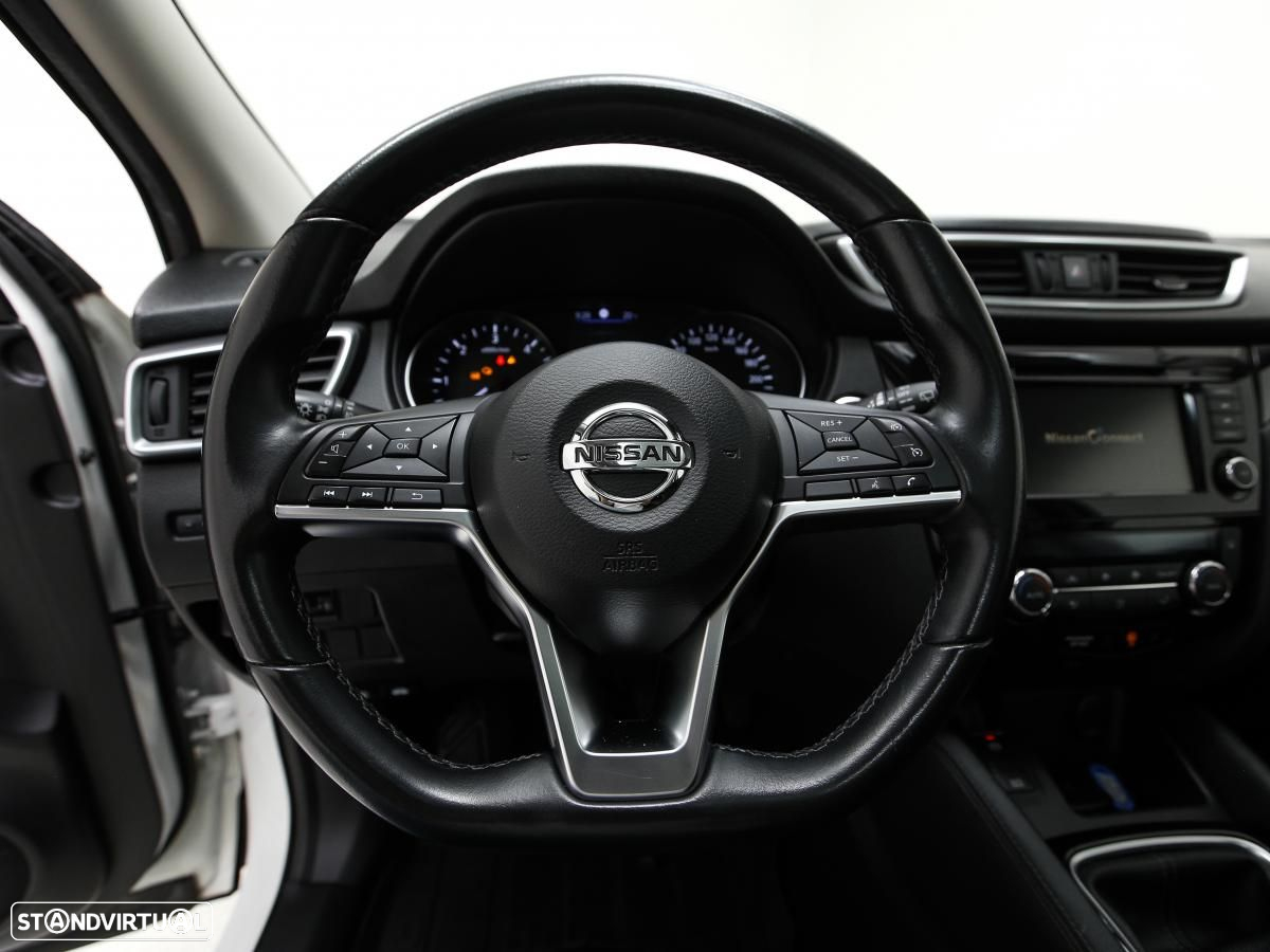 Nissan Qashqai 1.5 dCi N-Connecta - 19
