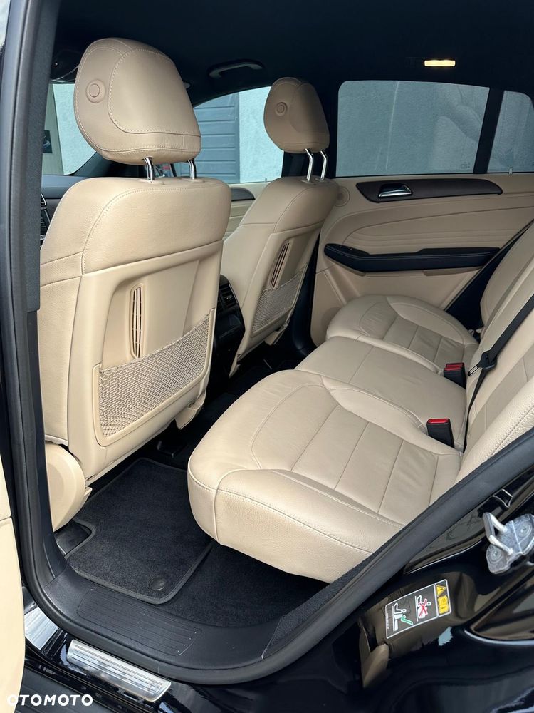 Mercedes-Benz GLE - 19