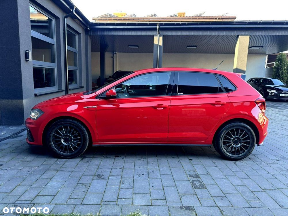 Volkswagen Polo - 8