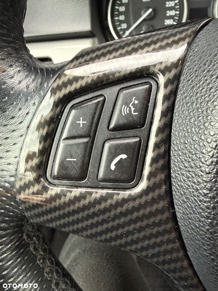 BMW Seria 3 325i - 9