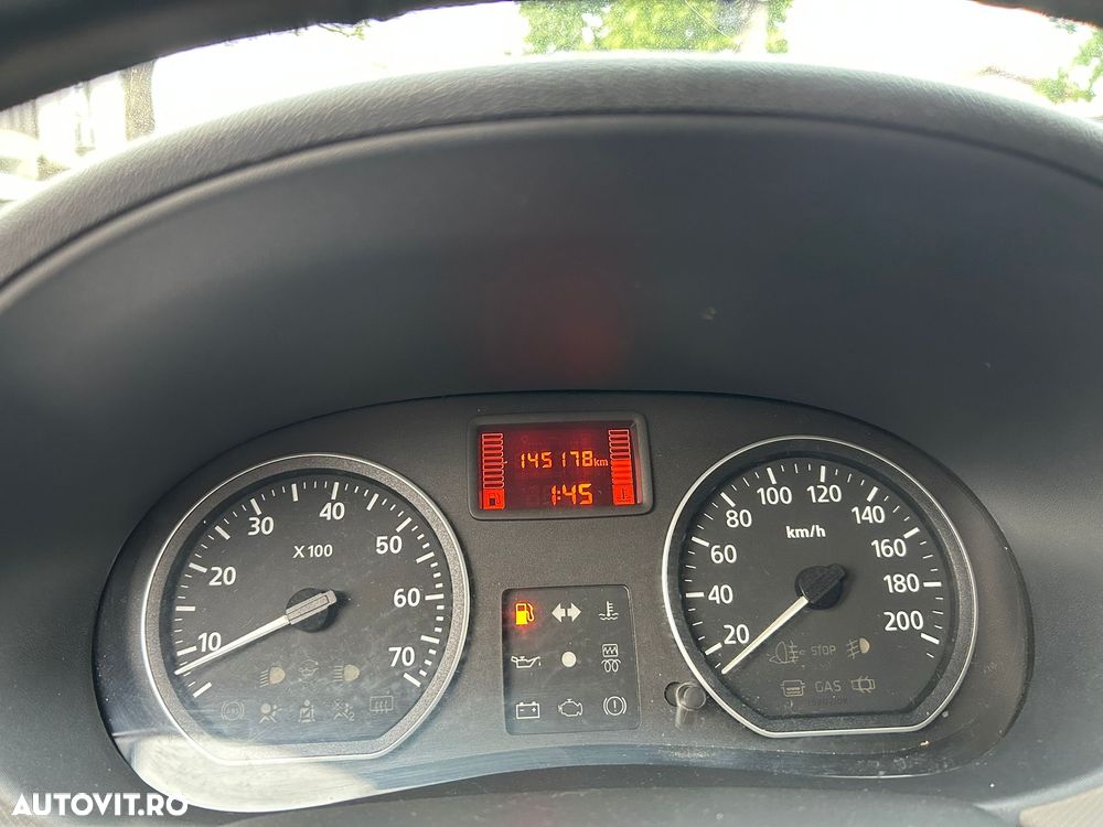 Dacia Logan 1.2 - 4