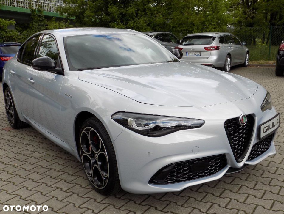 Alfa Romeo Giulia - 4