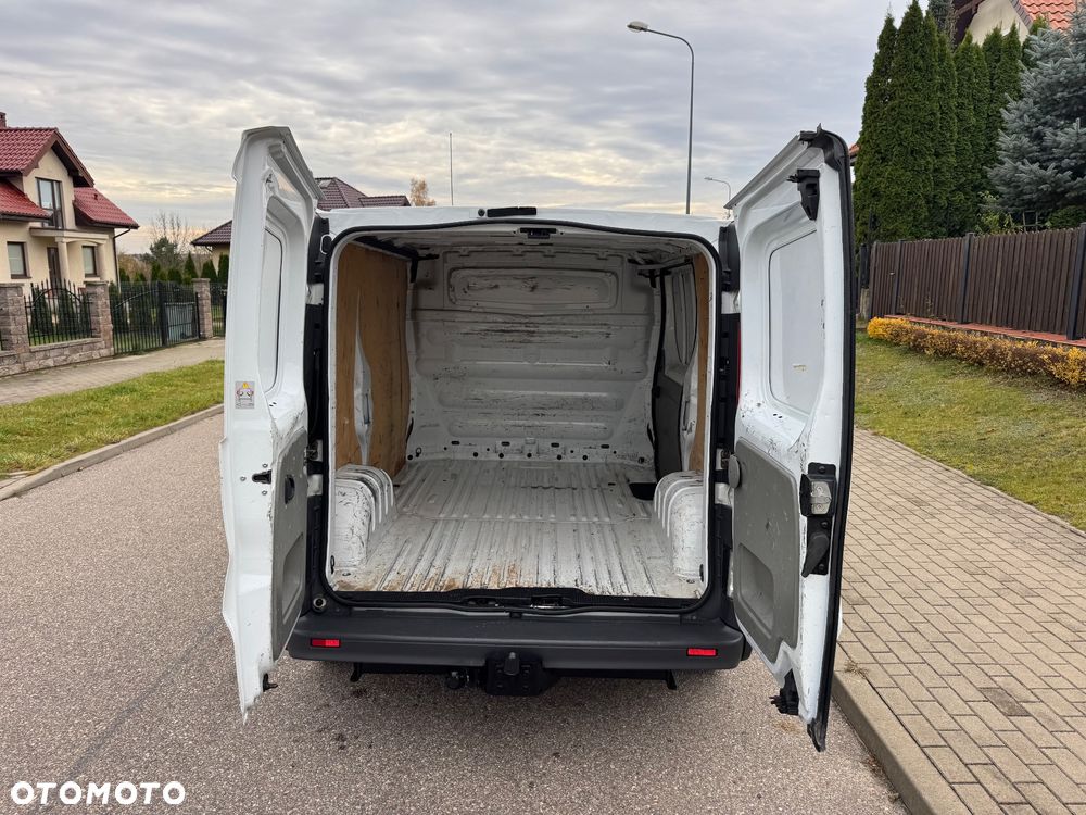 Opel Vivaro - 13