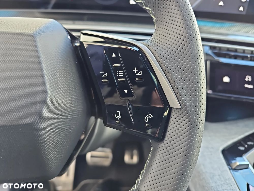 Peugeot 3008 1.2 PureTech mHEV GT S&S e-DCS6 - 15