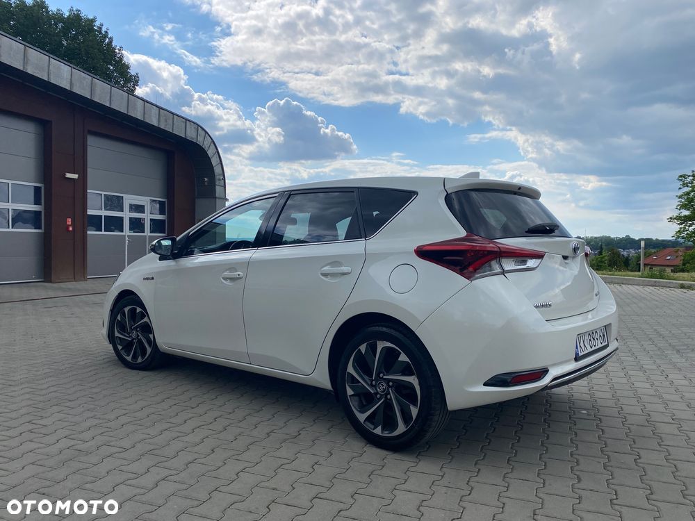 Toyota Auris 1.8 Executive - 6