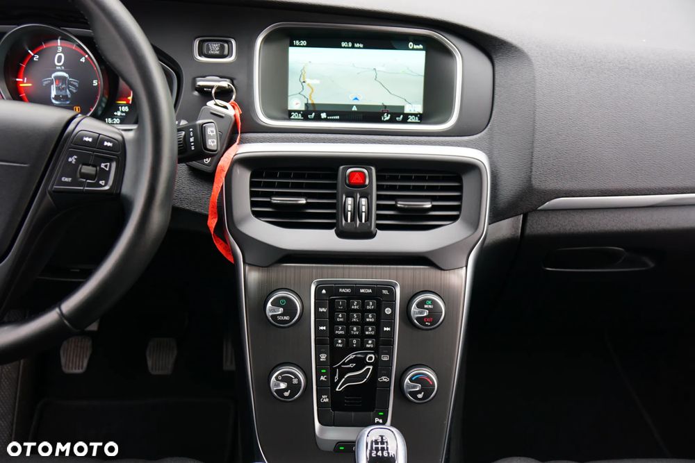 Volvo V40 D2 Linje You - 34