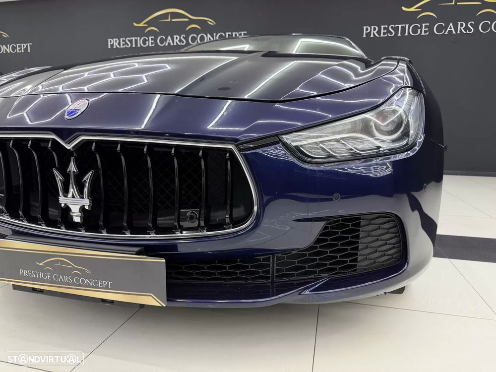 Maserati Ghibli 3.0 V6 GranLusso — fotografia 10