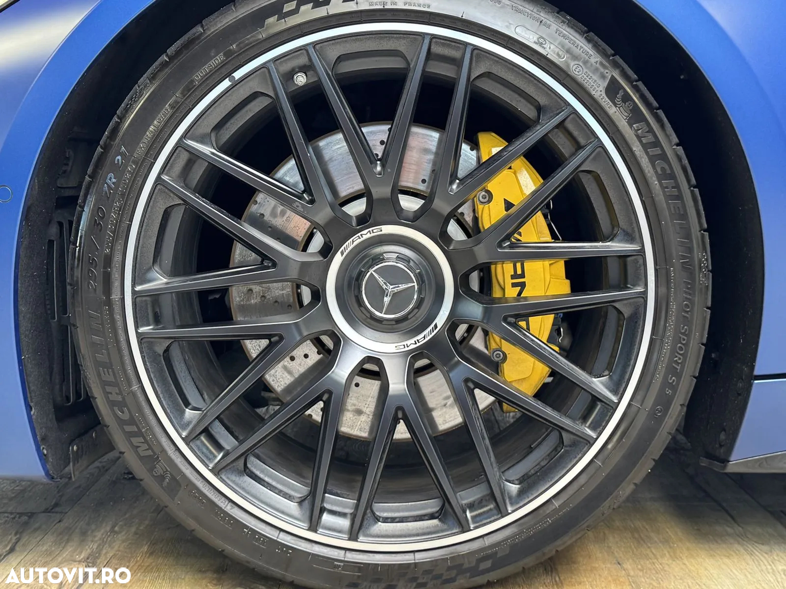 Mercedes-Benz AMG GT 63 4MATIC+ Coupe - 16