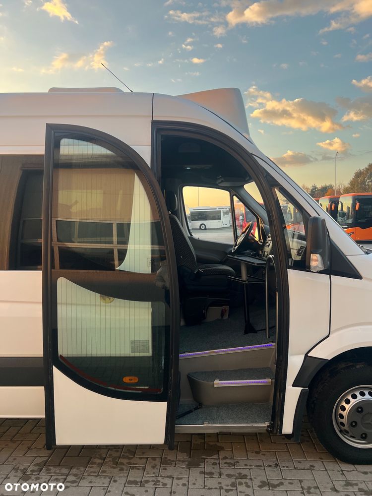 Mercedes-Benz 516 - 6