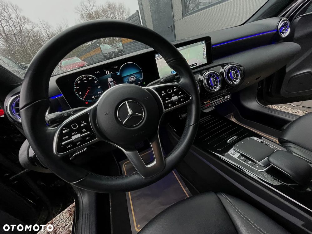 Mercedes-Benz Klasa A 200 7G-DCT Style - 31