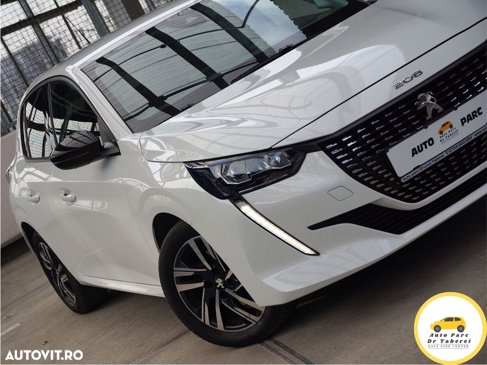 Peugeot 208 PureTech 100 EAT8 Allure Pack - 9