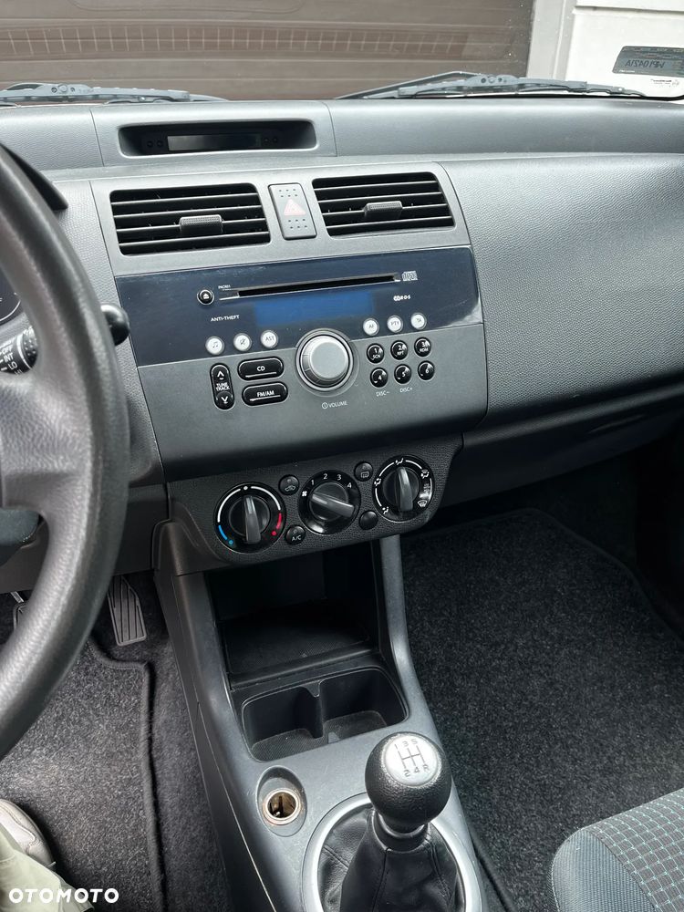 Suzuki Swift 1.3 GC (klm) - 8