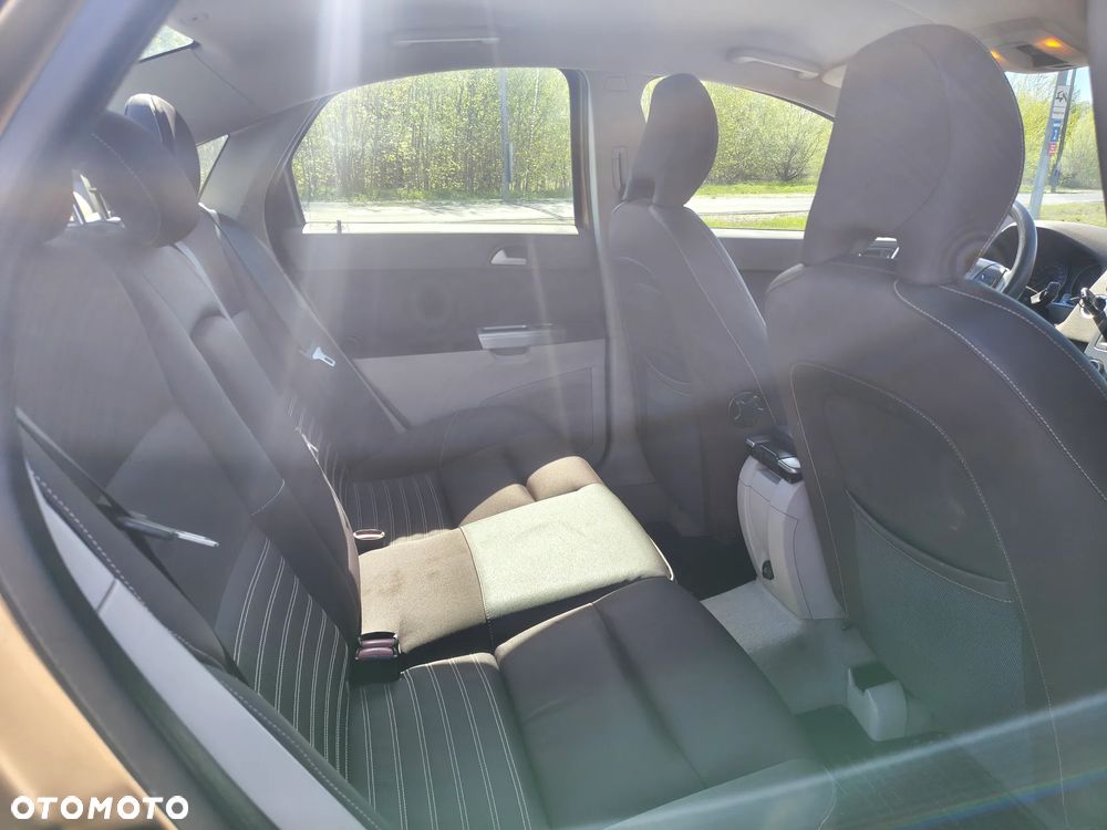Volvo S40 2.0D - 10