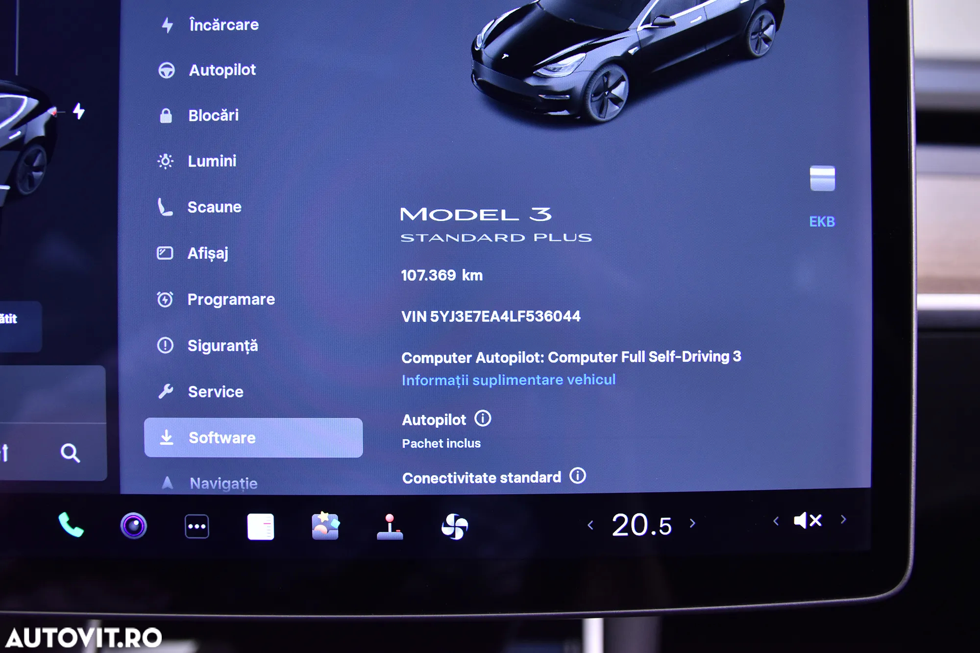 Tesla Model 3 - 10