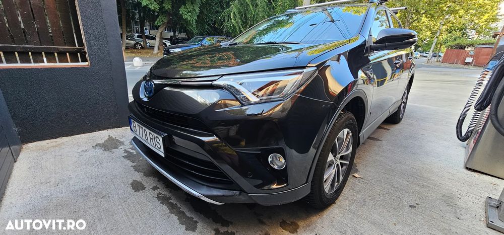 TOYOTA RAV4 2018 — imagine 2