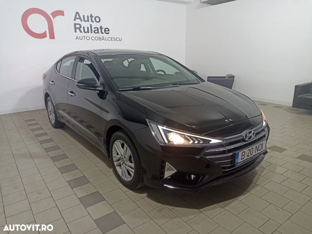 Hyundai Elantra 1.6 MPi Exclusive - 3