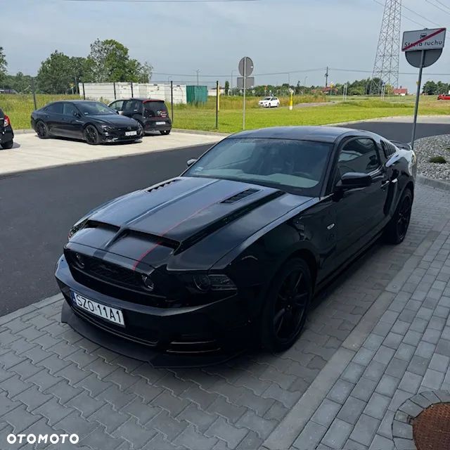 Ford Mustang ver-5-0-v8-gt - 9