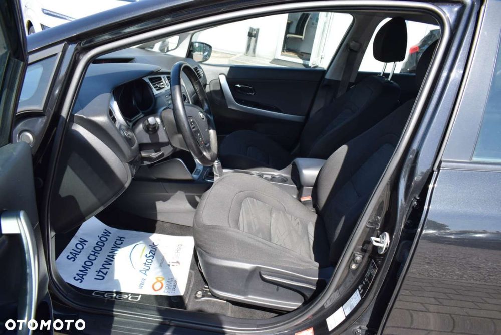 Kia Ceed - 17