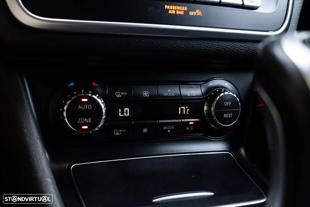 Mercedes-Benz CLA 180 d - 26