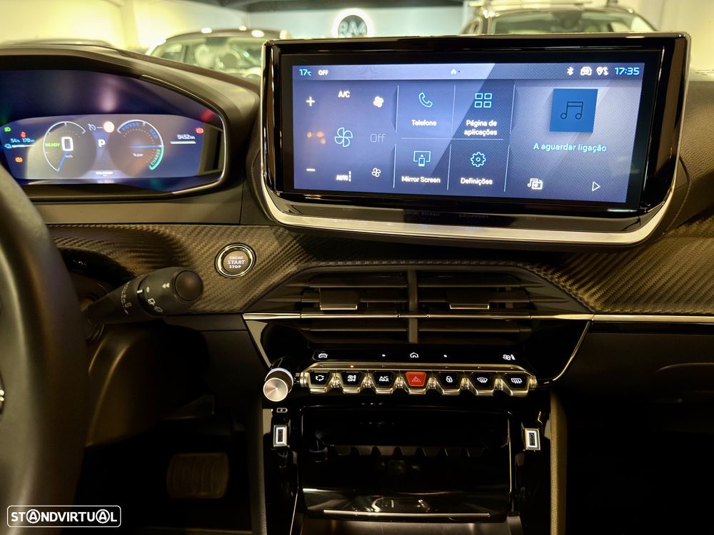 Peugeot e-2008 Allure - 9