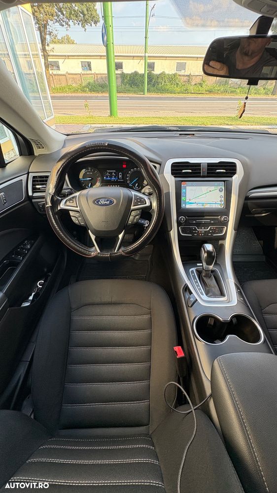 Ford Mondeo 2.0 TDCi Powershift Business - 10