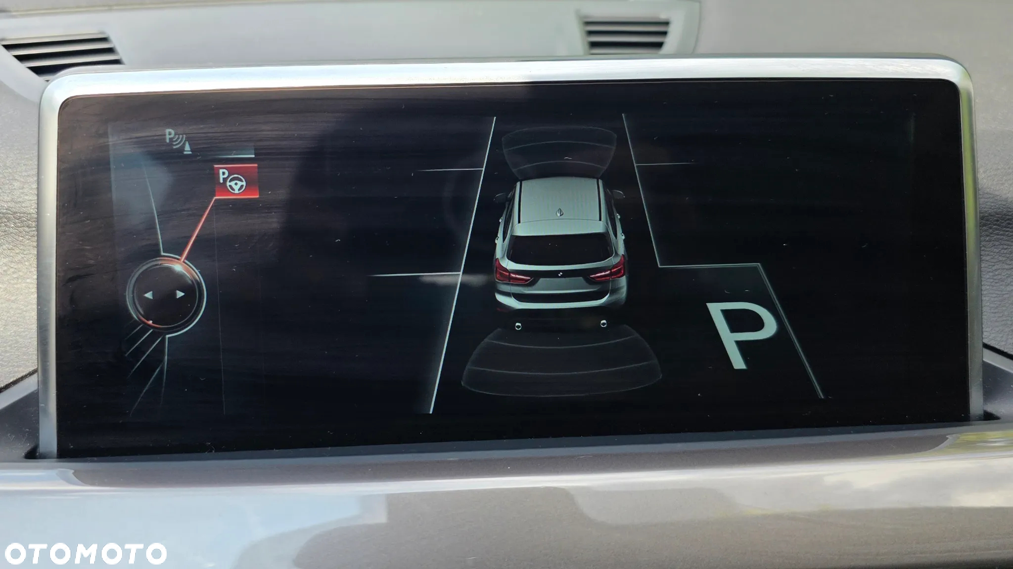 BMW X1 sDrive18i - 13