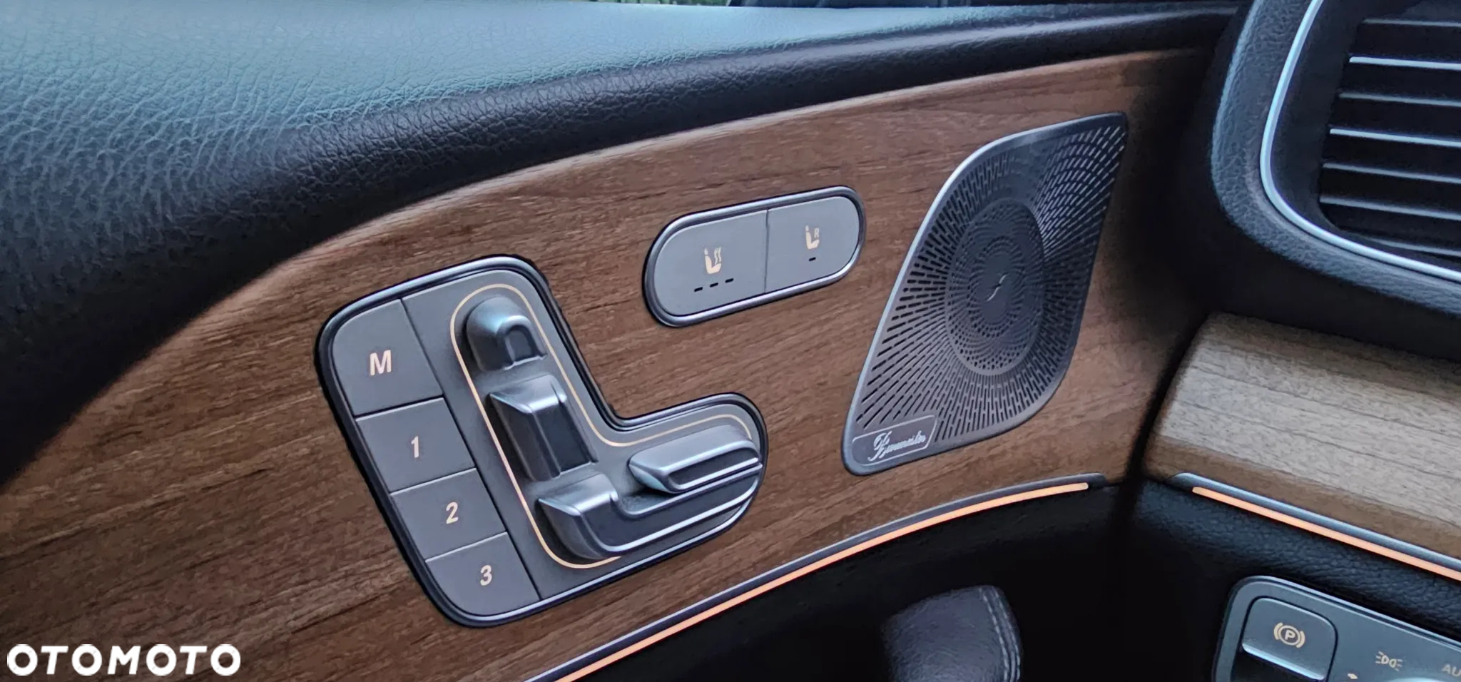 Mercedes-Benz GLE - 11