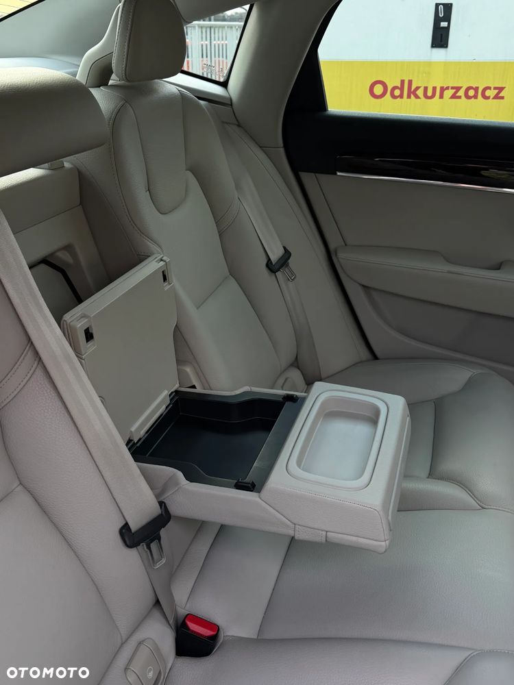 Volvo S90 T6 AWD Geartronic Momentum - 25