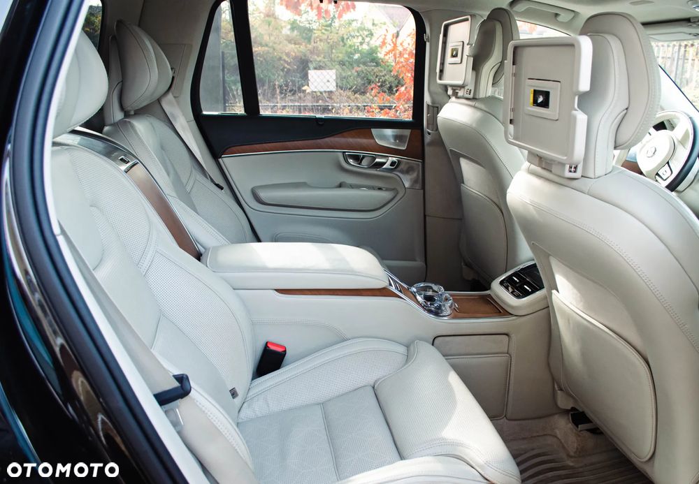 Volvo XC 90 T8 AWD Plug-In Hybrid Excellence - 5