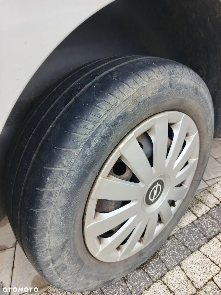 Opel Vivaro - 18