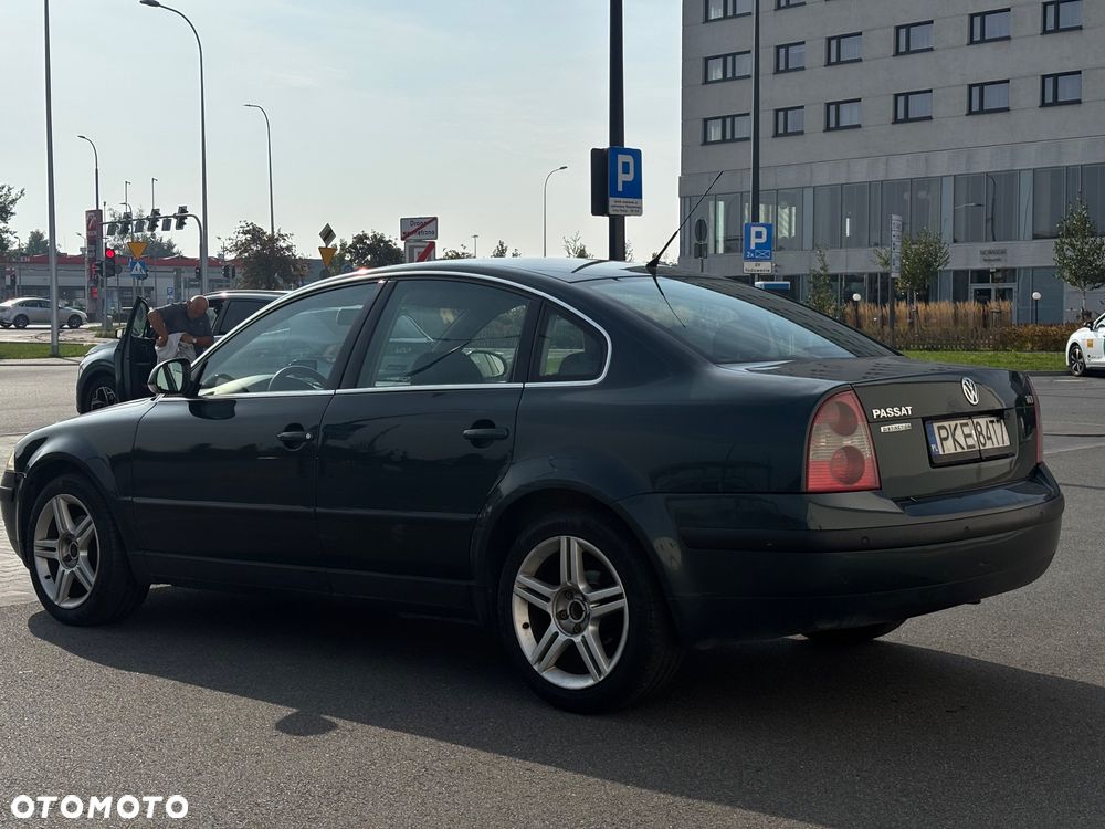 Volkswagen Passat 2004 photo 5