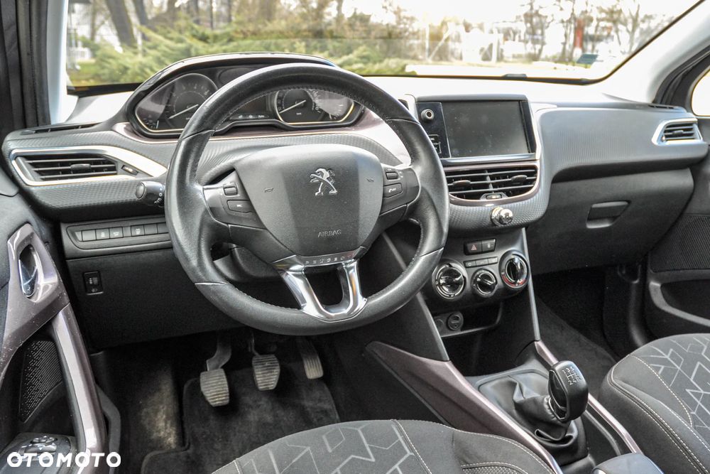Peugeot 2008 - 9