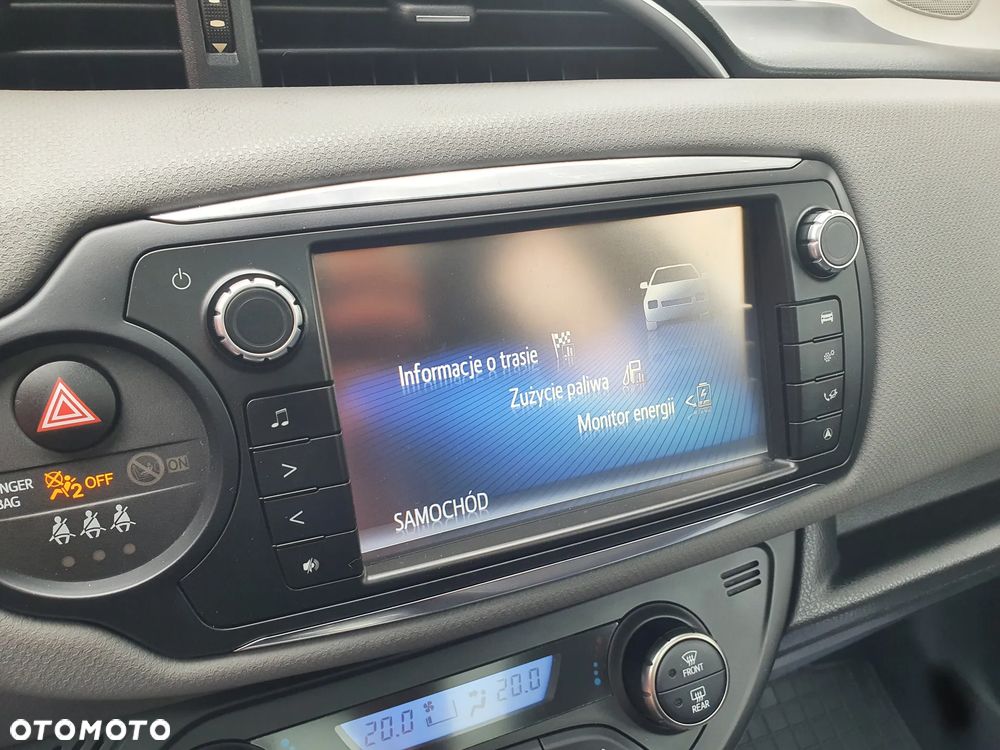 Toyota Yaris 1.5 VVT-i Lounge - 16