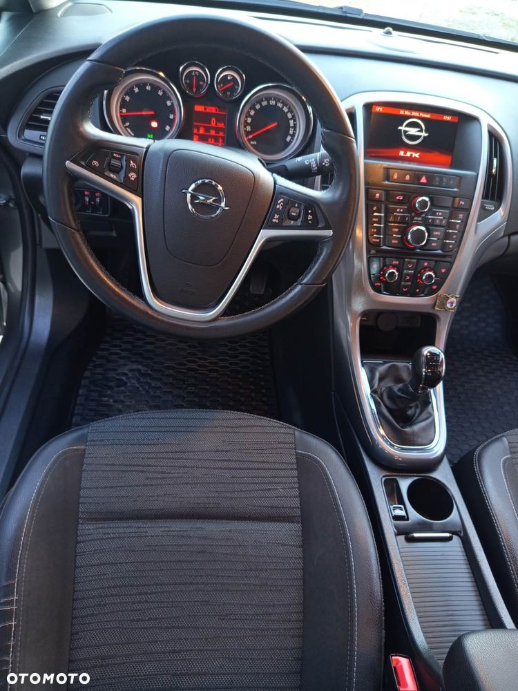 Opel Astra - 11