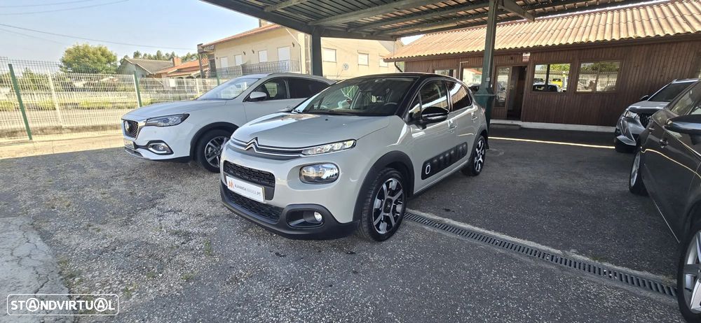 Citroën C3 1.2 PureTech Shine - 2