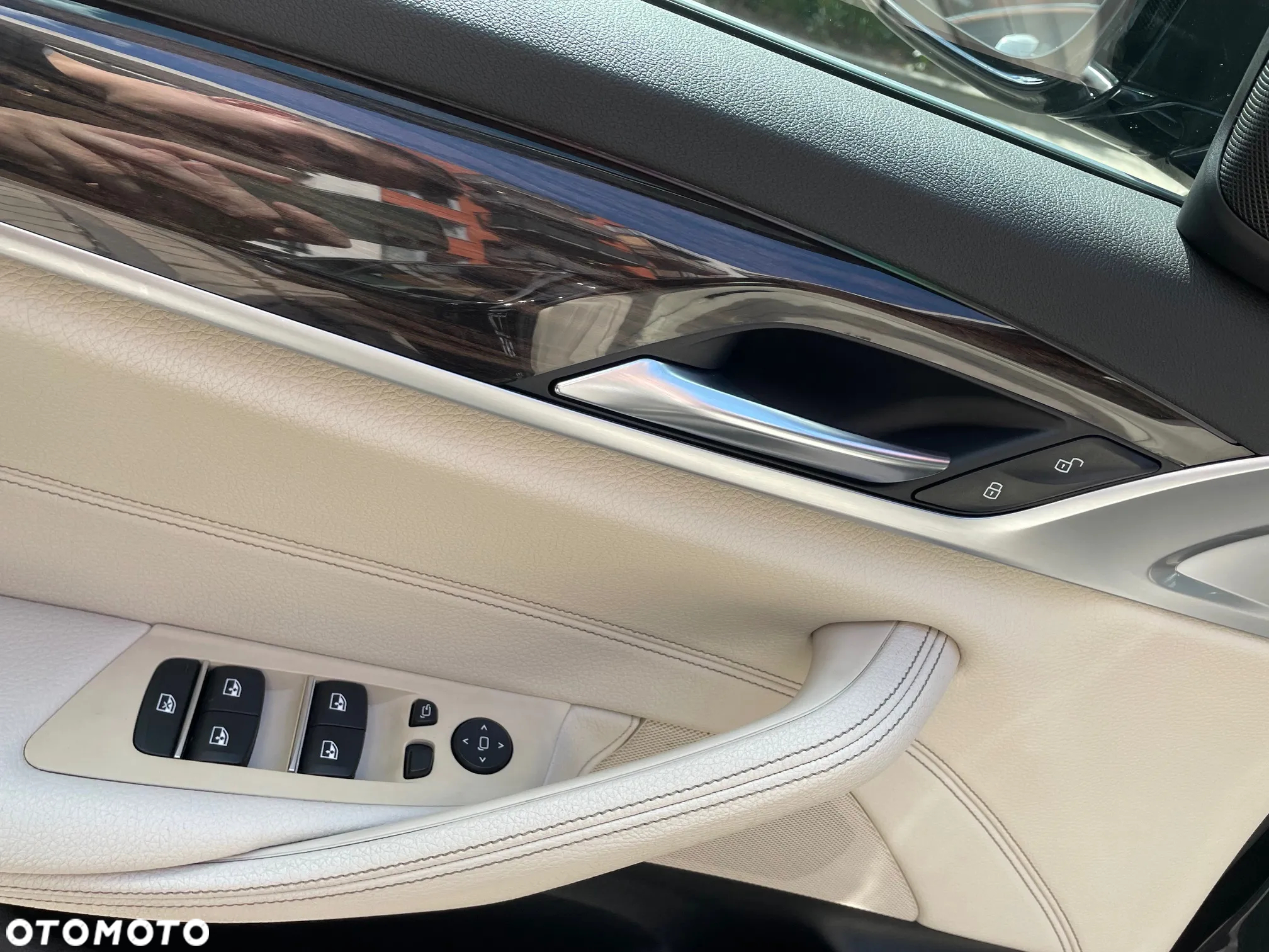 BMW Seria 5 530i GPF xDrive M Sport sport - 24